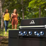 Broil King Baron 590i Shadow 5 Burner Propane Grill Center w/ Rotisserie Kit & Side Burner - Black - 876844 - Image 7