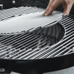 Weber Master Touch 22-Inch Charcoal Grill w/ Gourmet BBQ System Cooking Grate - Black - 14501001 - Image 4