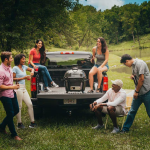 Primo Oval Junior 200 Ceramic Kamado Grill On GO Portable Carrier With Stainless Steel Grates - PGCJRH - Image 2