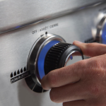 Broil King Regal S520 5-Burner Built-In Propane Gas Grill - Stainless Steel - 886714 - Image 11