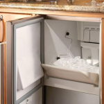 Perlick 15 Inch Undercounter ADA Series Clear Ice Maker Panel Ready Door w/ Integrated Pump - Reversible Hinge - HA15CI-2 - Image 2