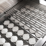 Vintage 30 Inch Stainless Steel Built-In Natural Gas Grill - VBQ30G-N - Image 3